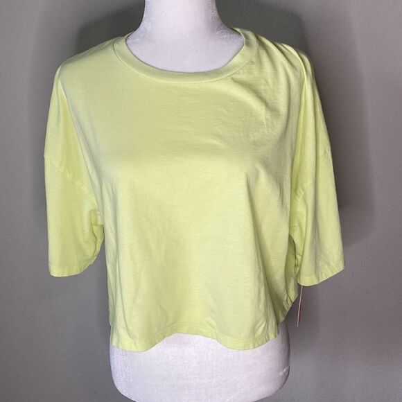 Colsie Neon Yellow Cropped Tee Shirt Crewneck - Picture 1 of 4